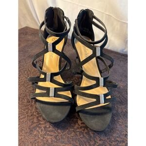 Bella Vita Womens Black Strappy Rhinestone Kitten Heel Sandals Size 9W